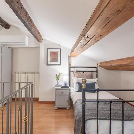Iflat Charming Apartment Near Piazza Venezia Рим Екстер'єр фото