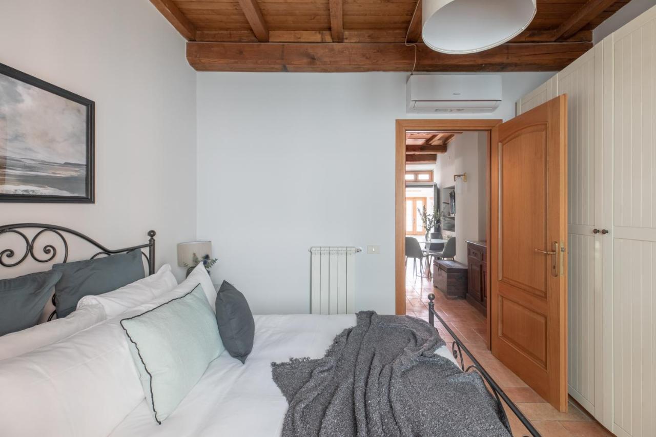 Iflat Charming Apartment Near Piazza Venezia Рим Екстер'єр фото