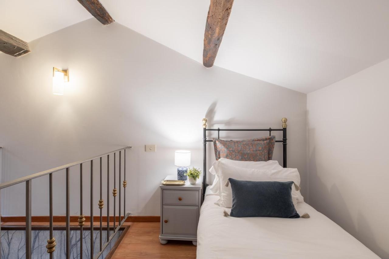Iflat Charming Apartment Near Piazza Venezia Рим Екстер'єр фото