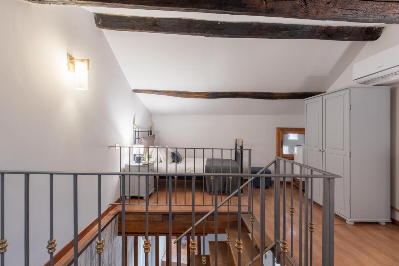 Iflat Charming Apartment Near Piazza Venezia Рим Екстер'єр фото