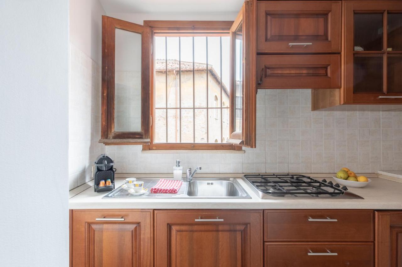Iflat Charming Apartment Near Piazza Venezia Рим Екстер'єр фото