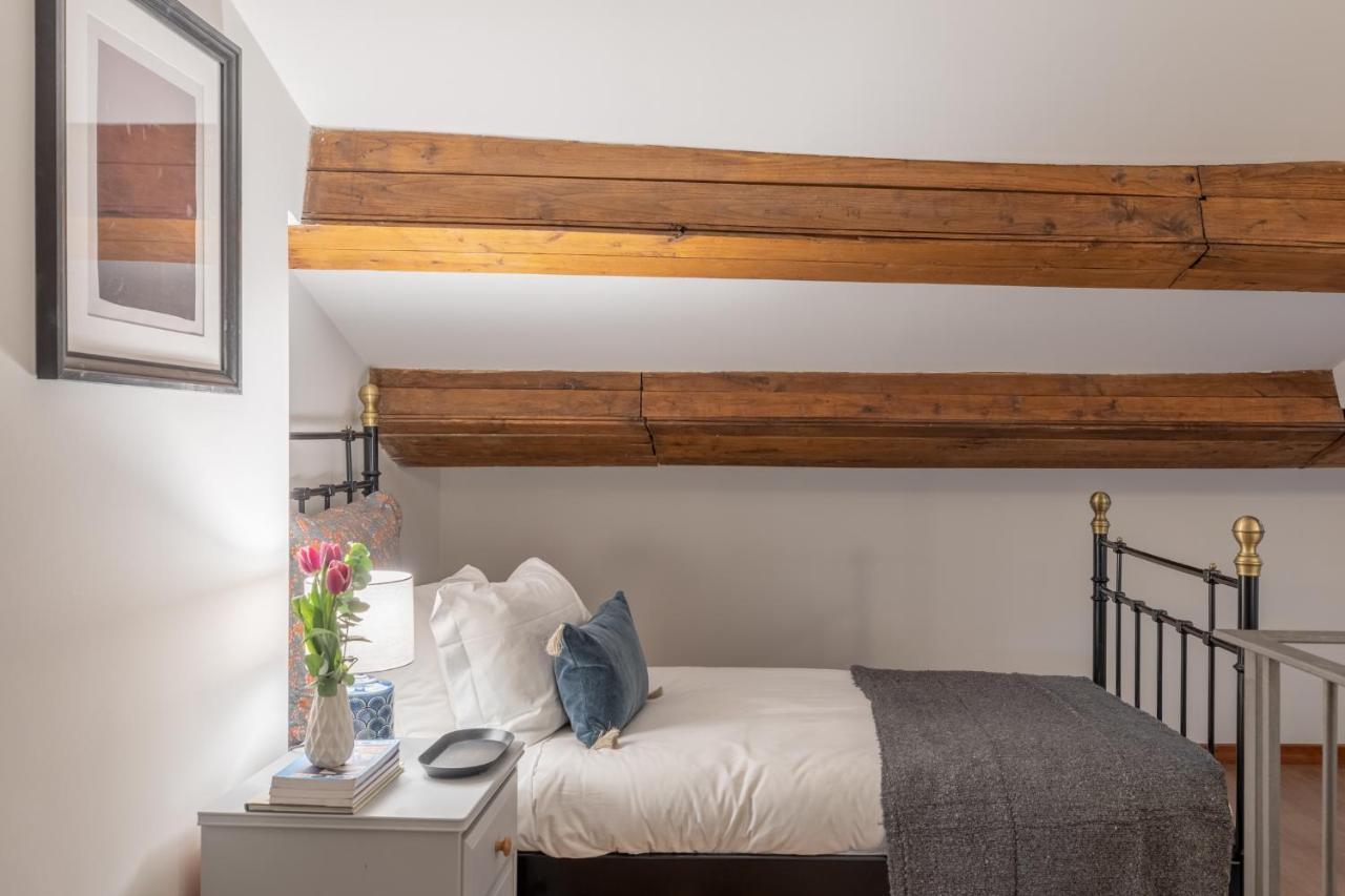 Iflat Charming Apartment Near Piazza Venezia Рим Екстер'єр фото